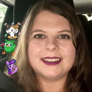 Meet your Posher, Courtney